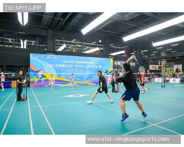 羽毛球巨献揭秘上海羽毛球队的比赛经验与训练秘诀